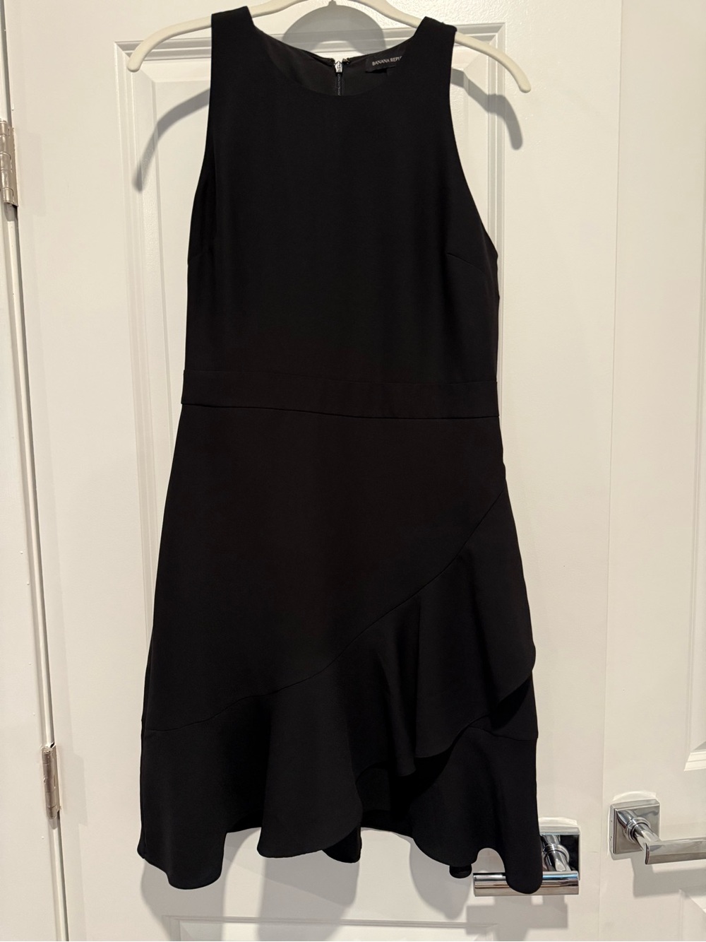 Banana Republic Ruffle Racerback Wrap Dress - Picture 3 of 14